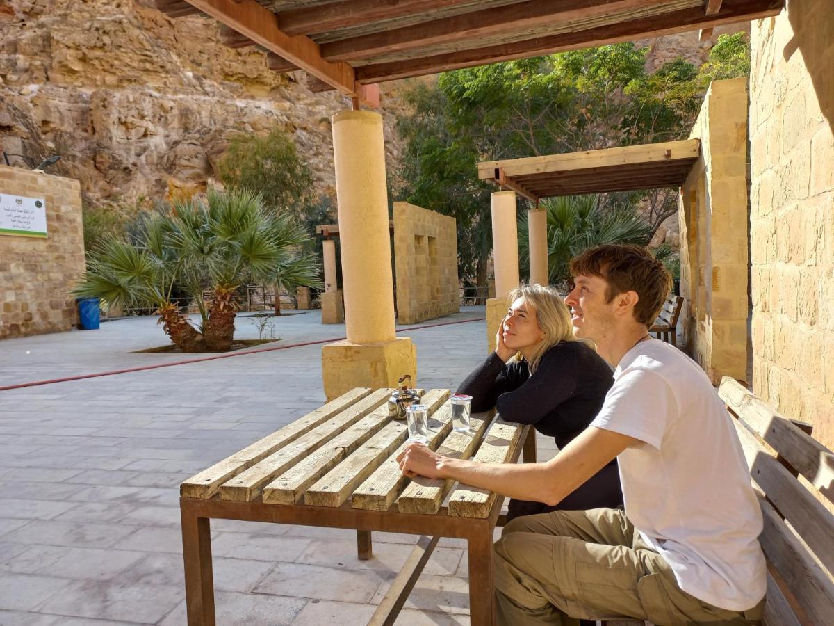 Afra Hot Springs Chalets At-Tafilah エクステリア 写真