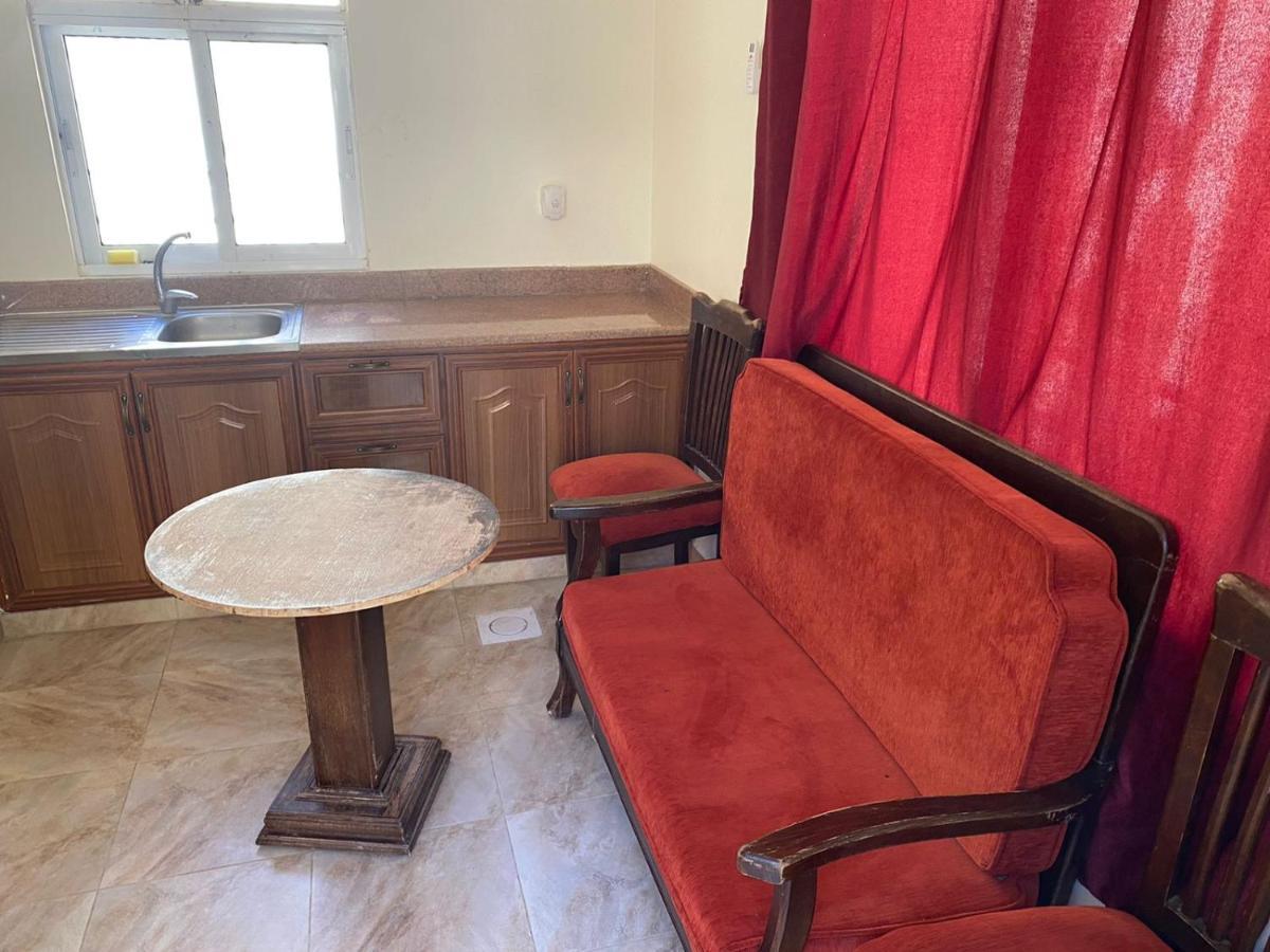 Afra Hot Springs Chalets At-Tafilah エクステリア 写真