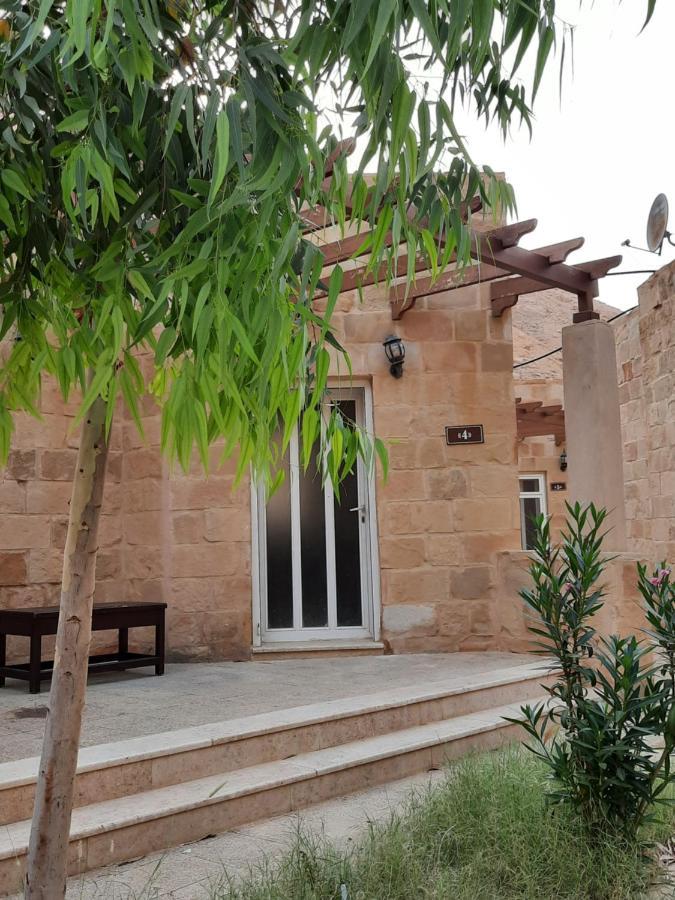 Afra Hot Springs Chalets At-Tafilah エクステリア 写真