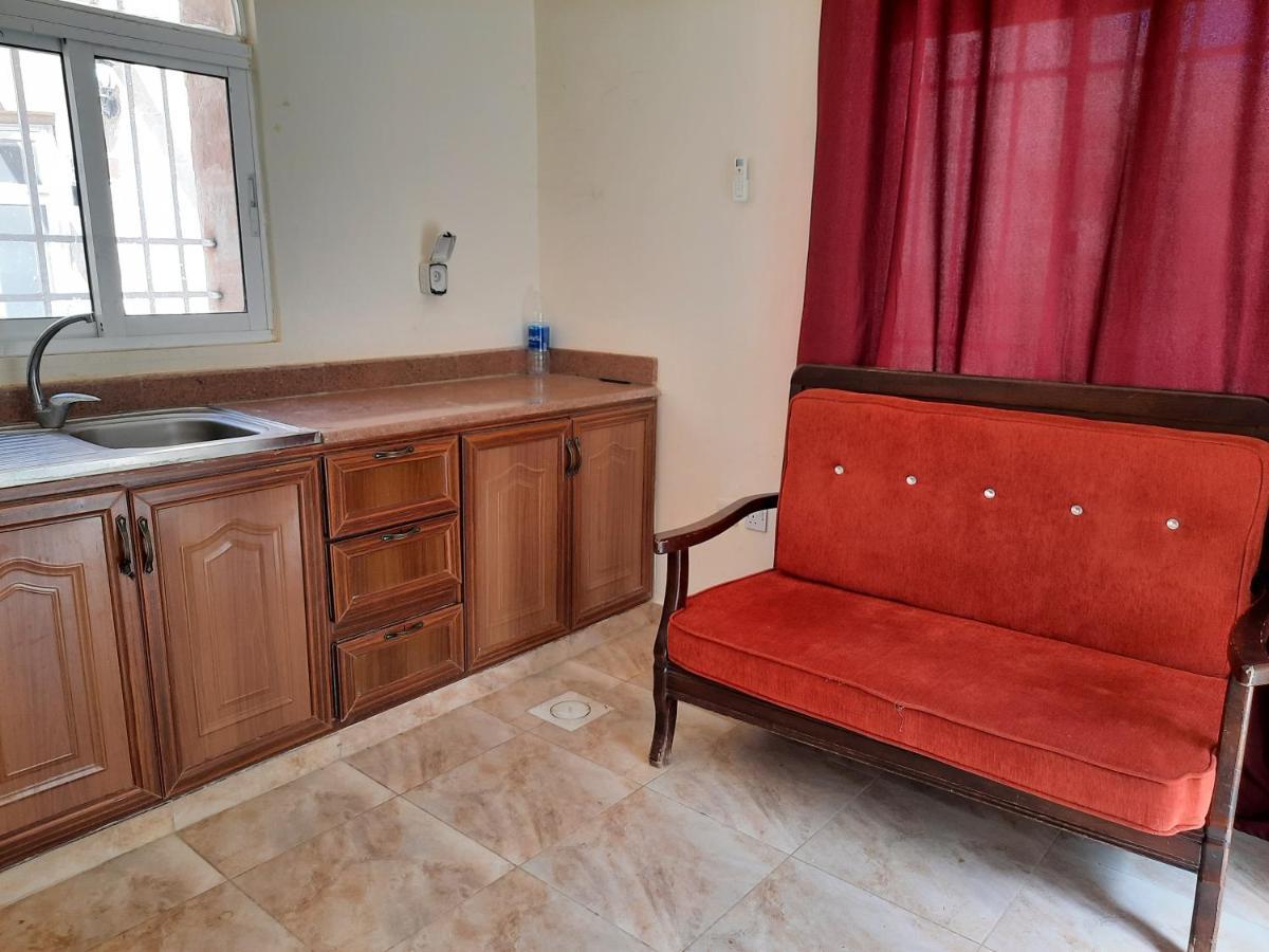 Afra Hot Springs Chalets At-Tafilah エクステリア 写真