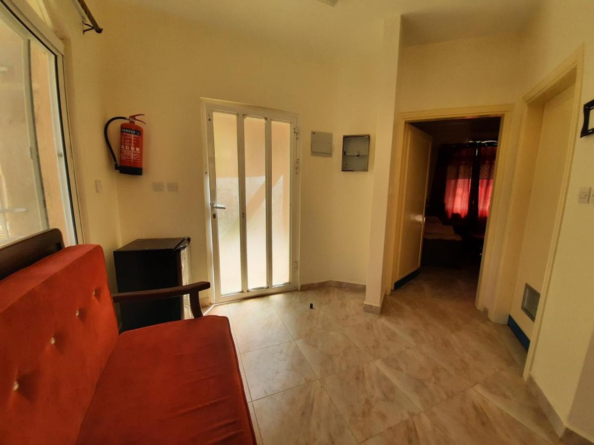 Afra Hot Springs Chalets At-Tafilah エクステリア 写真
