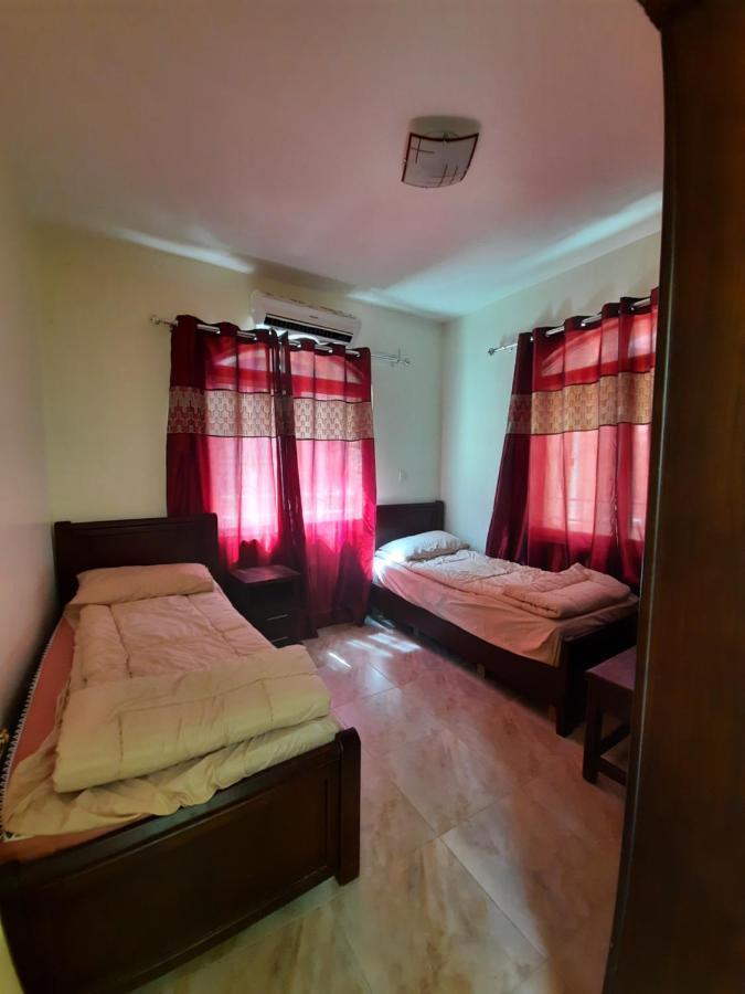 Afra Hot Springs Chalets At-Tafilah エクステリア 写真